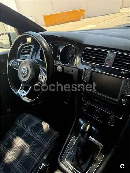 Usado VW Golf VII GTI 230 CV (169 kW) 2016 Blanco Berlina