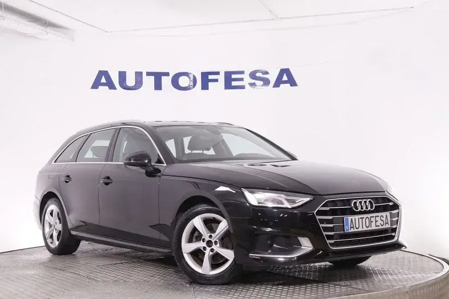 Usado Audi A4 Business 150 CV (110 kW) 2021 Negra Familiar