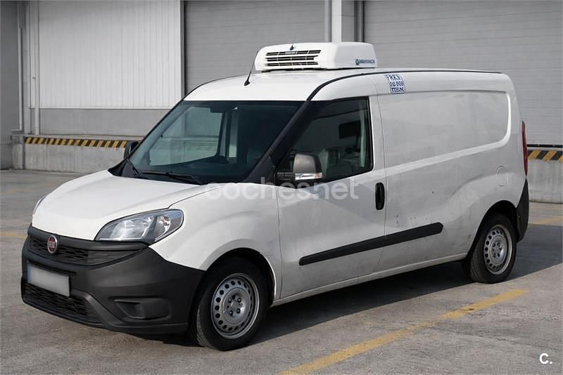 Usado Fiat Doblò Lounge 105 CV (77 kW) 2016 Blanco Monovolumen