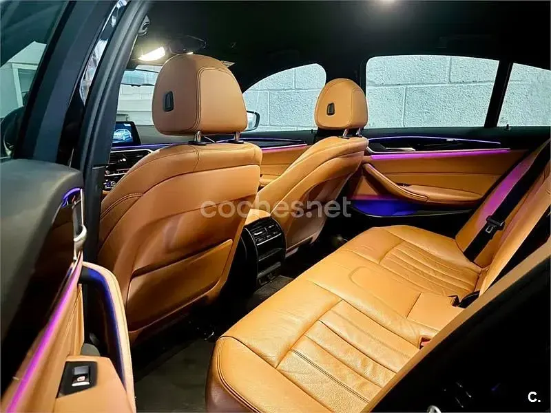 Usado BMW 520 Comfort Edition 190 CV (139 kW) 2017 Negro Berlina