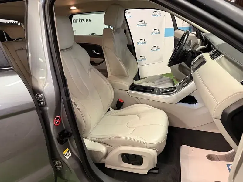 Usado Land Rover Range Rover evoque Dynamic 190 CV (139 kW) 2014 Gris / plata SUV