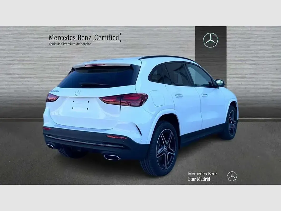 Usado Mercedes GLA250 218 CV (160 kW) 2026 Blanco SUV