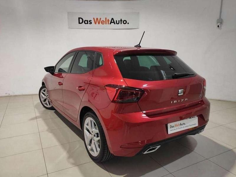 Usado Seat Ibiza FR 116 CV (85 kW) 2020 Rojo Utilitario