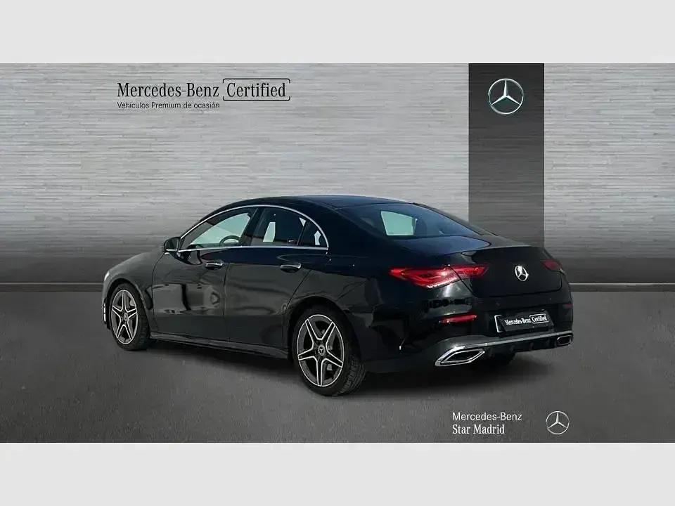 Usado Mercedes CLA200 AMG line 163 CV (119 kW) 2020 Nachtschwarz  unilack Berlina