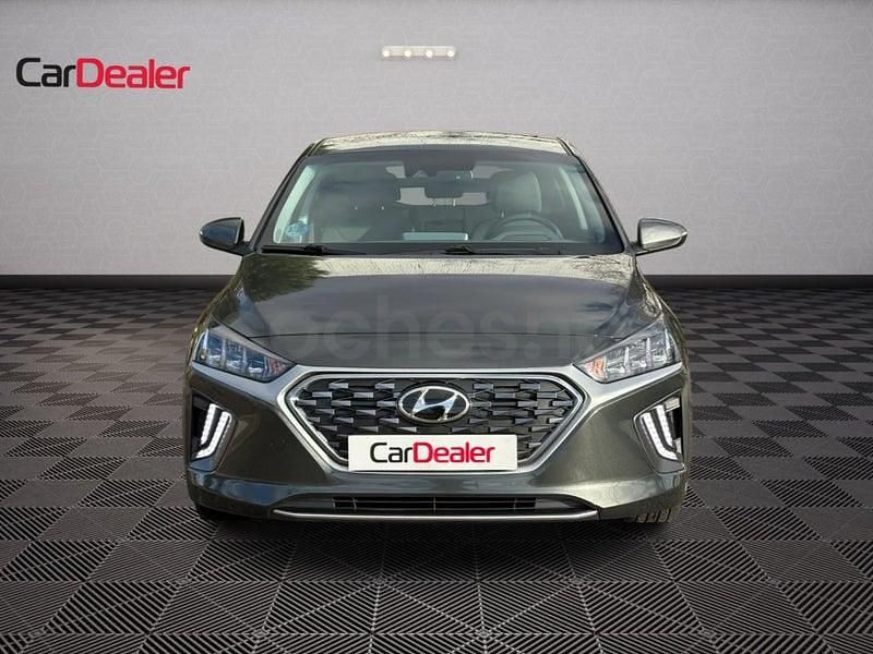 Usado Hyundai Ioniq 141 CV (103 kW) 2021 Gris / plata Utilitario