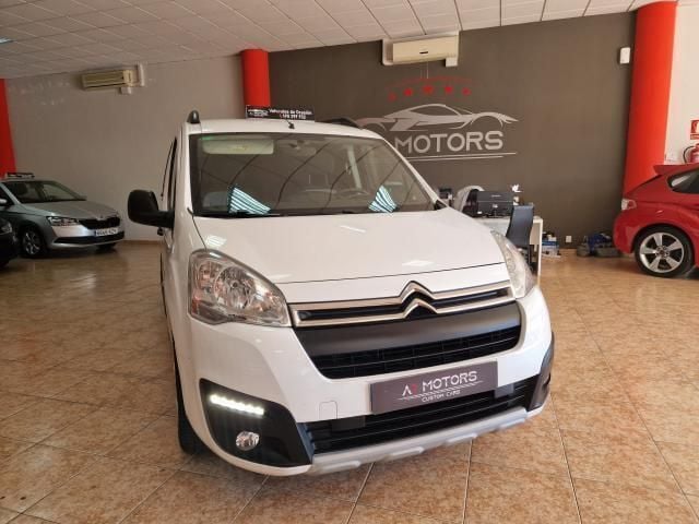 Blanco Usado 2017 Citroën Berlingo Feel Monovolumen | 15.990 € (Caro) - Imagen 1/4