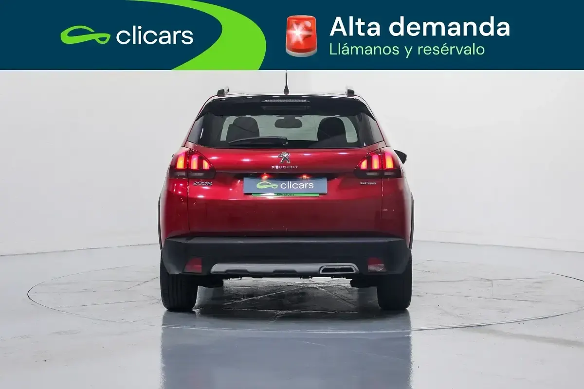 Usado Peugeot 2008 GT-line 130 CV (95 kW) 2018 Rojo SUV