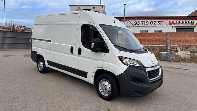 Blanco Usado 2017 Peugeot Boxer Premium Van | 14.950 € (Buen precio) - Imagen 1/4