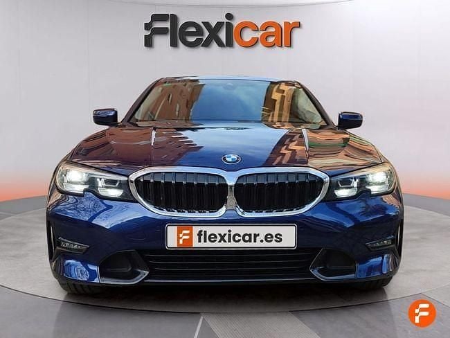 Usado BMW 120 135 CV (99 kW) 2019 Azul Utilitario