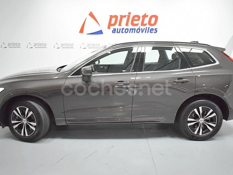 Usado Volvo XC60 Momentum 197 CV (144 kW) 2021 Marrón SUV
