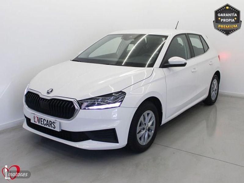 Usado Skoda Fabia Ambition 95 CV (69 kW) 2023 Blanco Berlina
