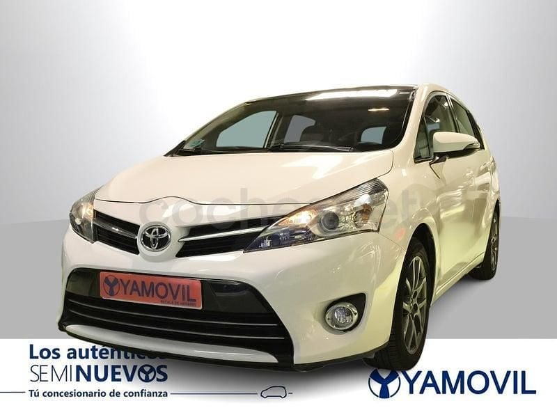 Usado Toyota Verso Advance 132 CV (97 kW) 2015 Blanco Monovolumen