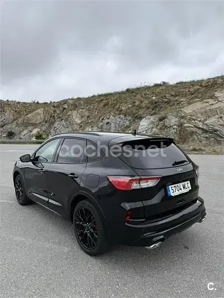 Usado Ford Kuga ST-Line X 190 CV (139 kW) 2023 Negro SUV