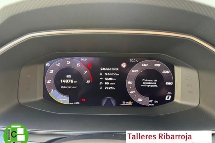 Usado Seat Leon Style 116 CV (85 kW) 2024 Gris Familiar