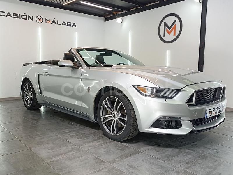 Usado Ford Mustang 314 CV (230 kW) 2017 Gris / plata Descapotable