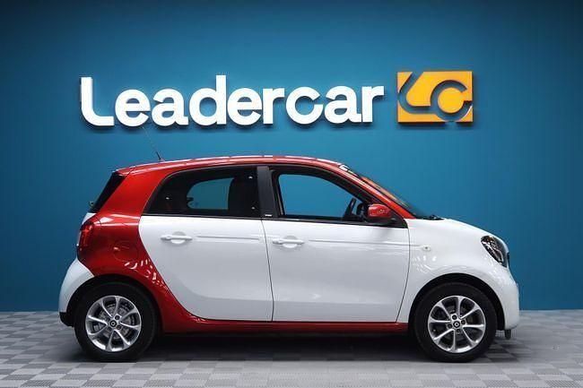 Usado Smart ForFour Passion 75 CV (55 kW) 2018 Blanco Utilitario