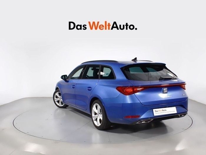Azul Usado 2024 Seat Leon ST FR Familiar | 25.900 € (Precio justo) - Imagen 1/4