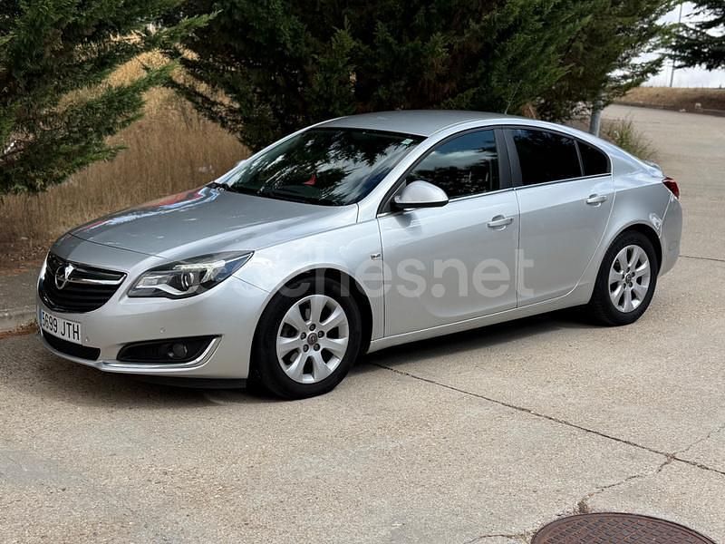 Gris Usado 2017 Opel Insignia Business Berlina | 9950 € (Super precio) - Imagen 1/4