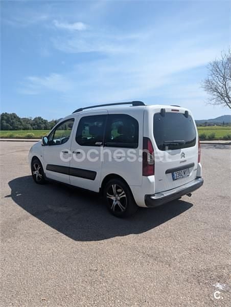 Usado Citroën Berlingo XTR 92 CV (67 kW) 2012 Blanco Monovolumen