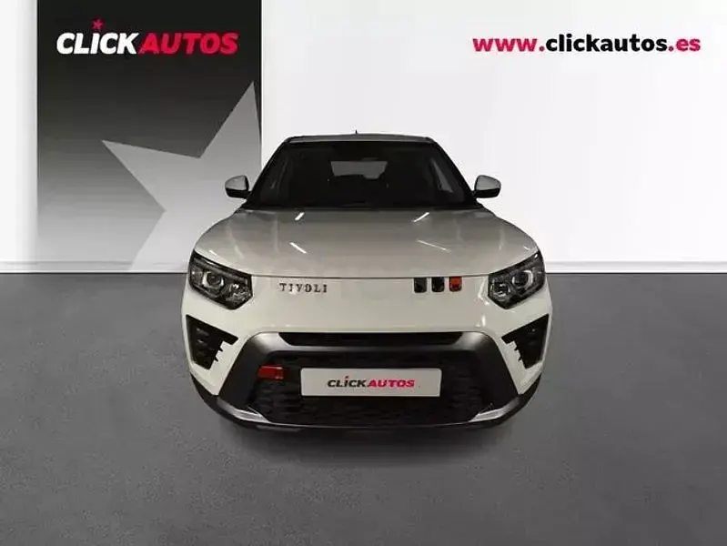 Usado SsangYong Tivoli 135 CV (99 kW) 2024 Blanco SUV