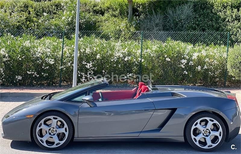 Usado Lamborghini Gallardo 520 CV (382 kW) 2006 Gris / plata Descapotable