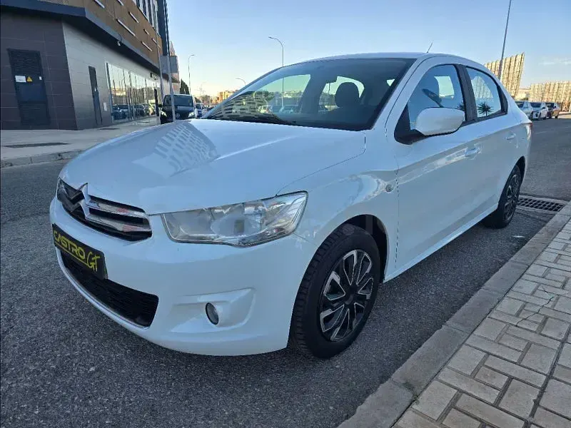 Usado Citroën C-Elysee I Seduction 115 CV (84 kW) 2013 Blanco Berlina