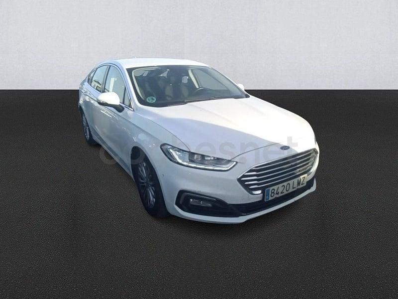 Usado Ford Mondeo Titanium 150 CV (110 kW) 2021 Blanco Berlina