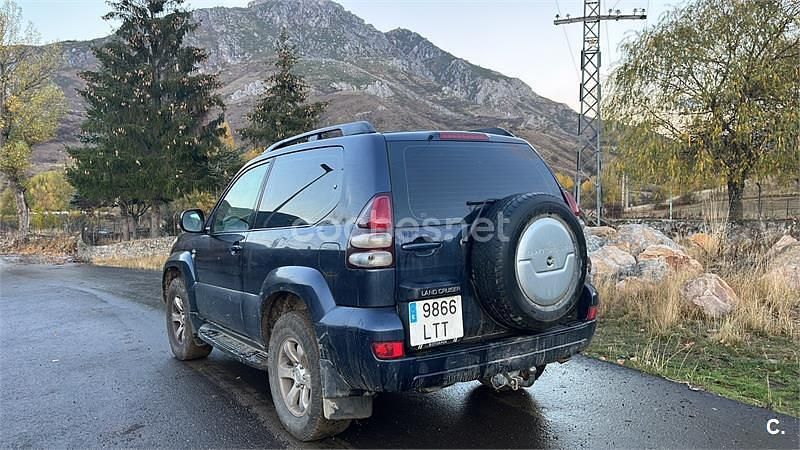 Azul Usado 2005 Toyota Land Cruiser SUV | 16.000 € (Precio justo) - Imagen 1/3