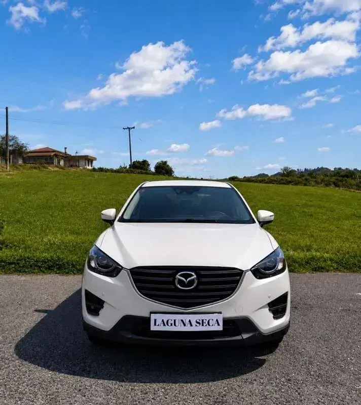 Usado Mazda CX-5 Luxury 150 CV (110 kW) 2015 Blanco SUV