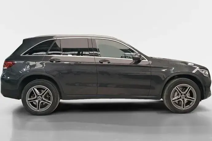 Usado Mercedes GLC300e AMG line 194 CV (142 kW) 2022 SUV