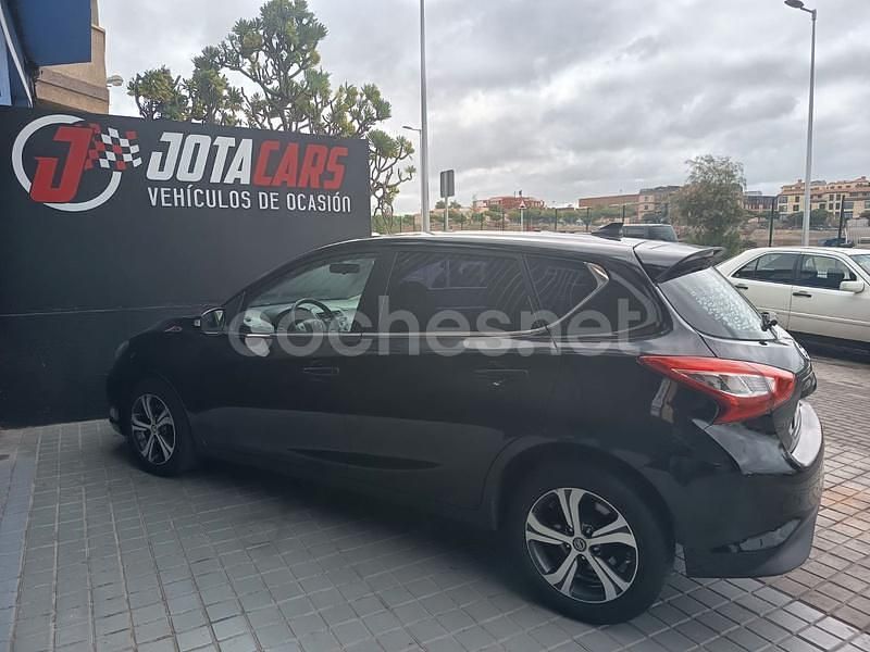 Usado Nissan Pulsar N-Connecta 110 HP (80 kW) 2017 Preto Sedan