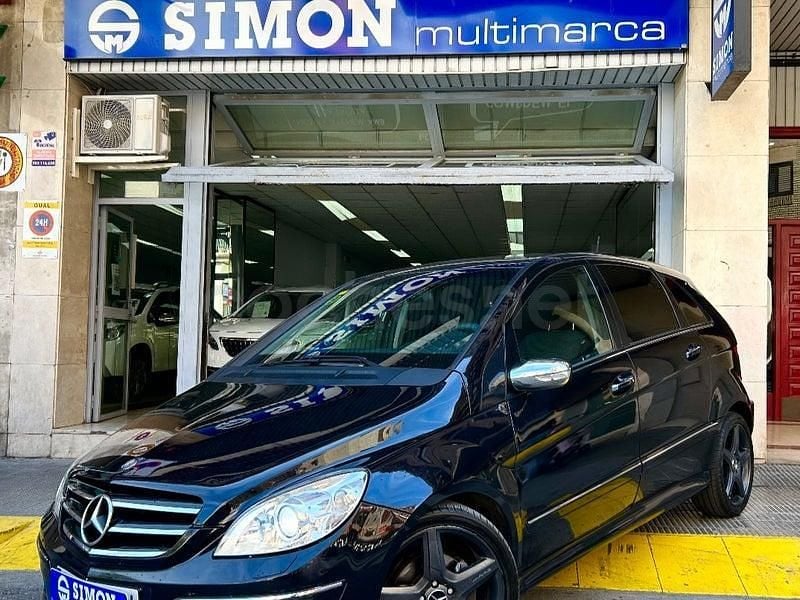Usado Mercedes B200 140 CV (102 kW) 2006 Negro Monovolumen