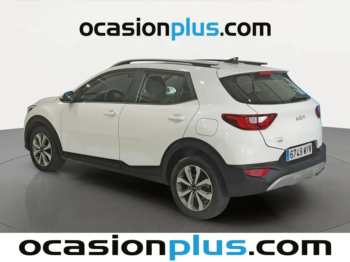 Usado Kia Stonic 100 CV (73 kW) 2025 Blanco SUV