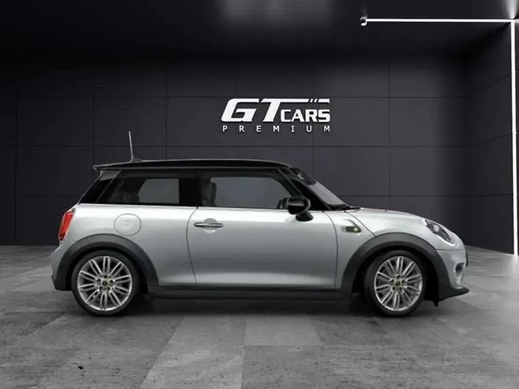 Usado Mini Cooper SE 135 kW (184 CV) 2020 Gris Utilitario