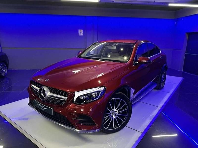 Usado Mercedes GLC250 204 CV (150 kW) 2018 Rojo Coupe