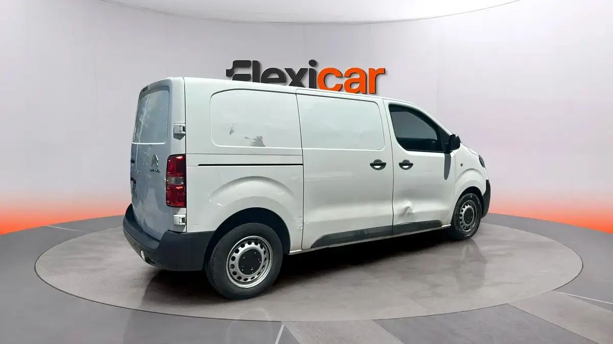 Usado Citroën Jumpy 122 CV (89 kW) 2019 Blanco Monovolumen