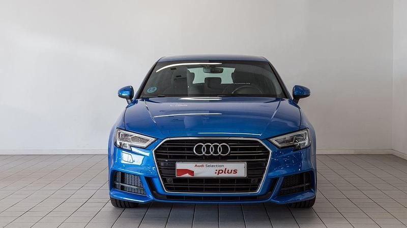 Usado Audi A3 S-Line 116 CV (85 kW) 2018 Azul claro Berlina