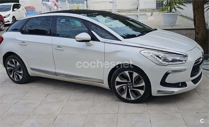 Blanco Usado 2013 Citroën DS5 Style Utilitario | 11.700 € (Precio justo) - Imagen 1/4