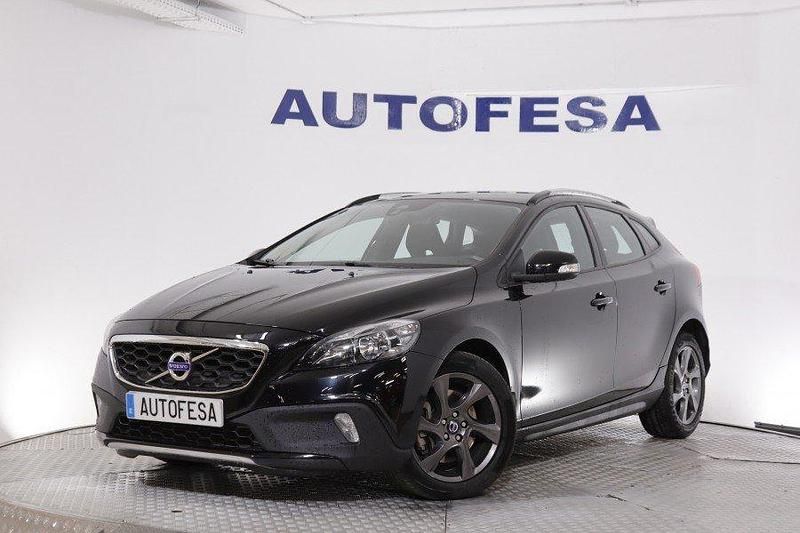 Negro Usado 2014 Volvo V40 CC Kinetic Familiar | 12.450 € (Precio justo) - Imagen 1/4