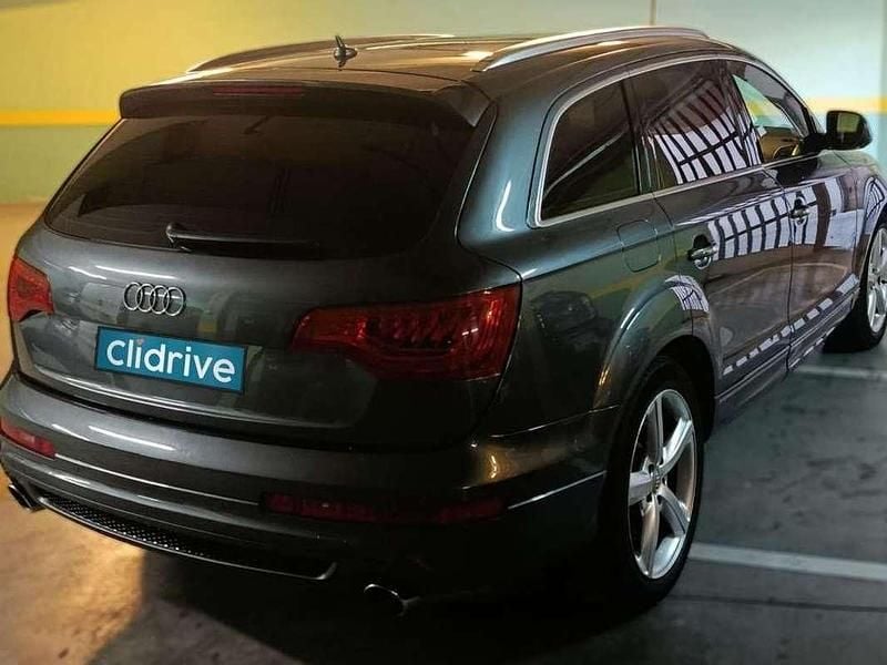 Usado Audi Q7 Ambiente 240 CV (176 kW) 2010 Gris SUV
