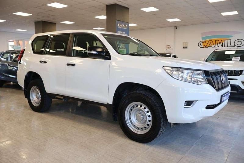 Usado Toyota Land Cruiser 177 CV (130 kW) 2020 Blanco SUV