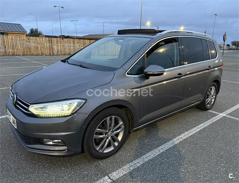 Gris / plata Usado 2016 VW Touran Sportline Monovolumen | 17.100 € (Precio justo) - Imagen 1/4