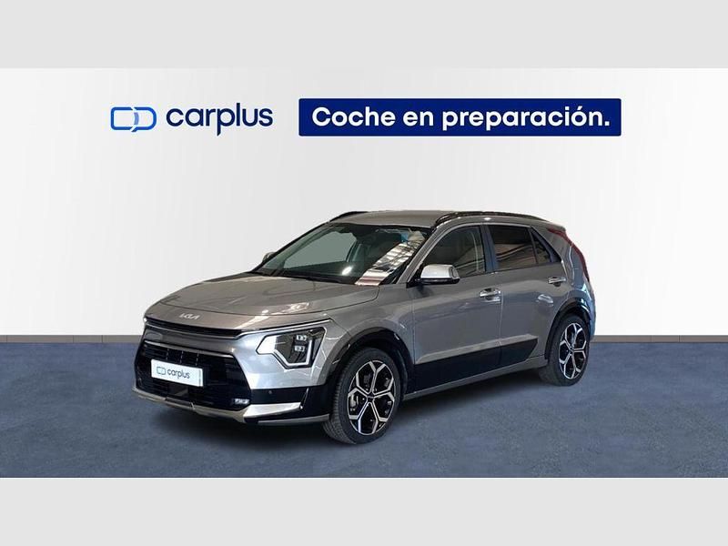 Steel gray (metalizado) Usado 2023 Kia Niro SUV | 29.890 € (Caro) - Imagen 1/3