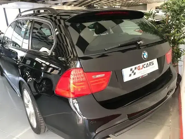 Usado BMW 320 177 CV (130 kW) 2009 Gris Familiar