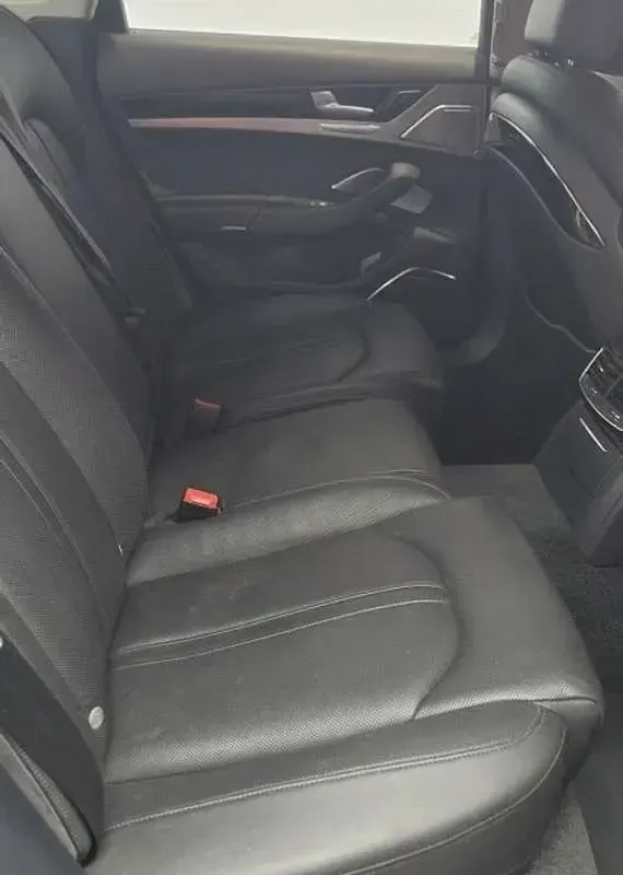 Usado Audi S8 519 CV (381 kW) 2013 Gris Berlina