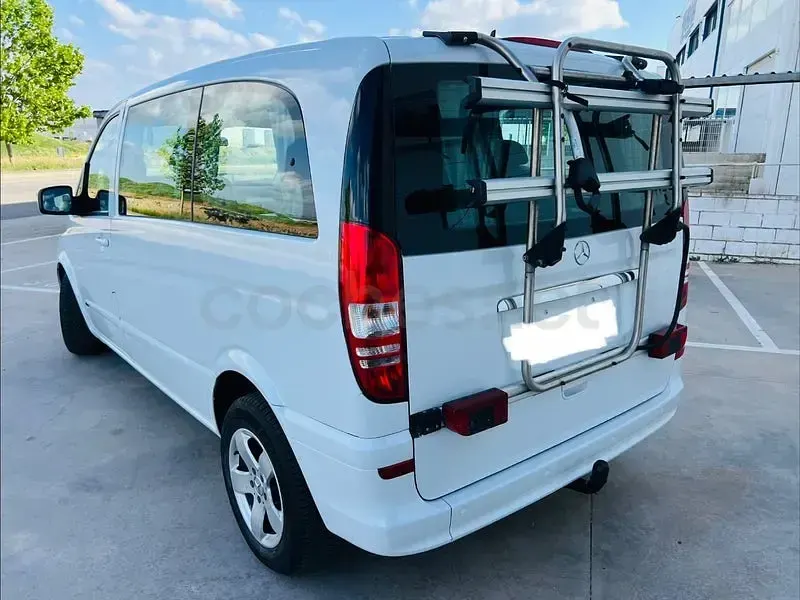 Usado Mercedes Viano 224 CV (164 kW) 2011 Blanco Monovolumen