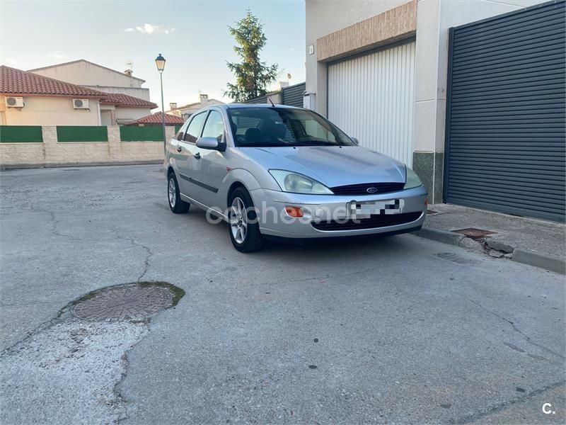 Gris / plata Usado 2000 Ford Mondeo Berlina | 1300 € - Imagen 1/4