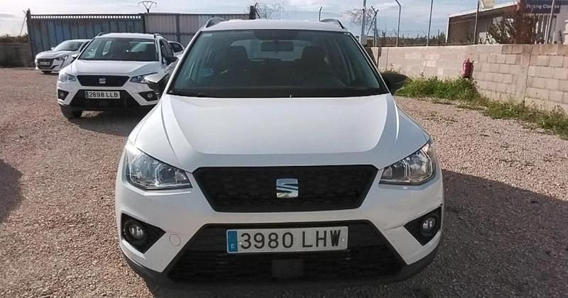 Usado Seat Arona Reference 95 CV (69 kW) 2020 SUV