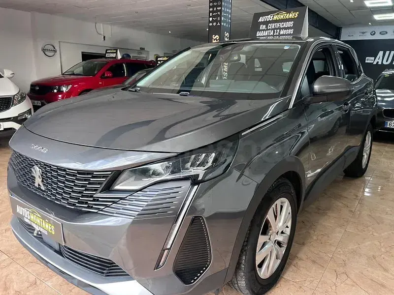 Usado Peugeot 3008 Active 130 CV (95 kW) 2021 Gris / plata SUV
