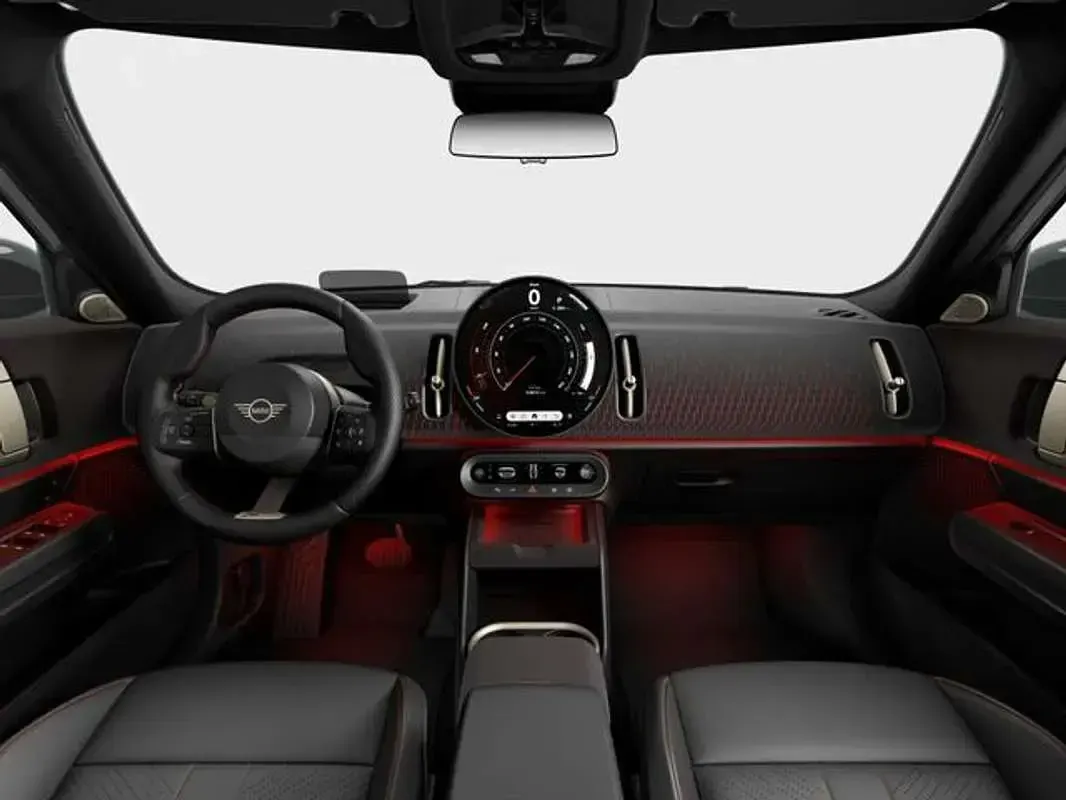 Usado Mini One Countryman Essential 150 kW (204 CV) 2024 Plateado SUV